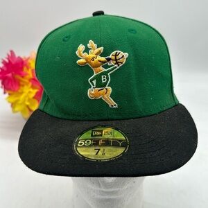New Era Milwaukee Bucks Wool Baseball Hat Cap Size 7 1/8 HT5269